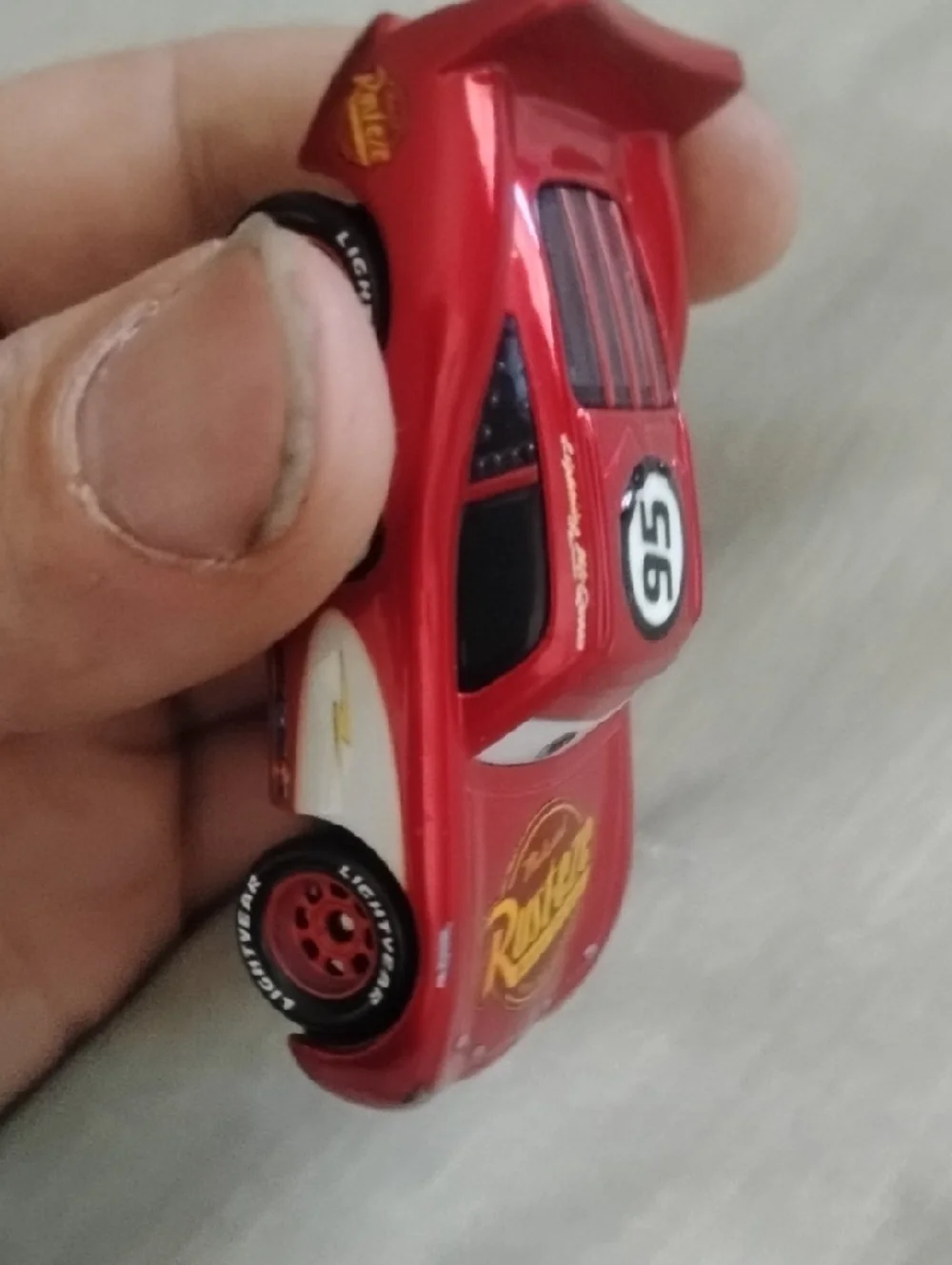 Radiator Springs Lightning McQueen– Pixar Cars